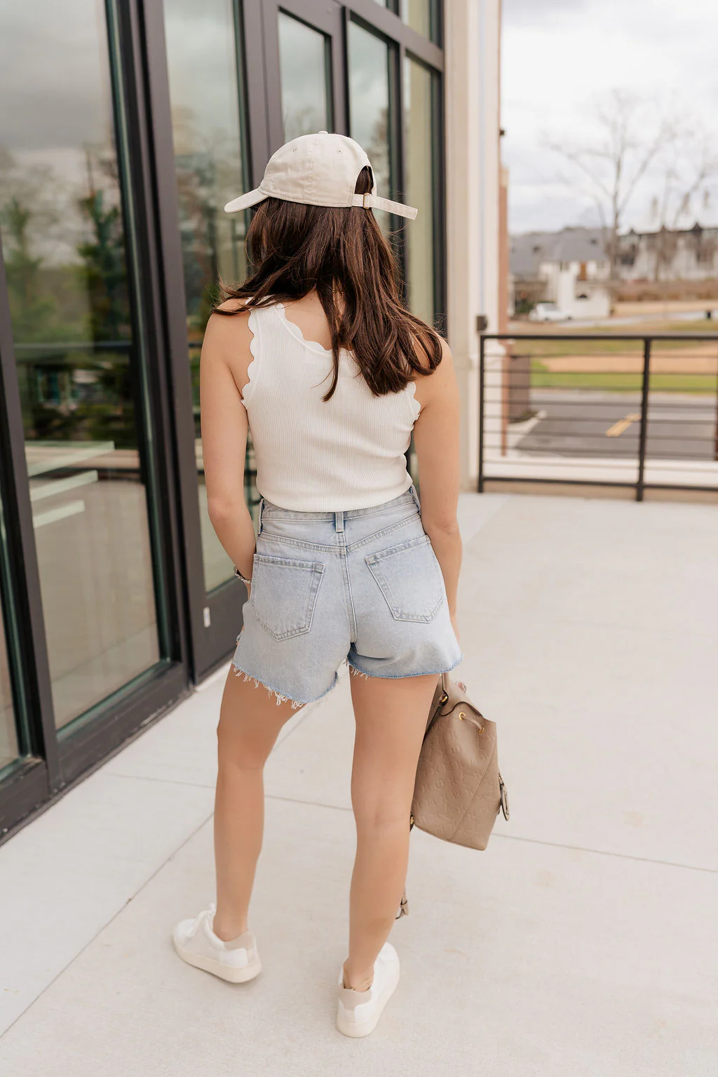 Hayden Frayed Hem Denim Shorts - Image 12