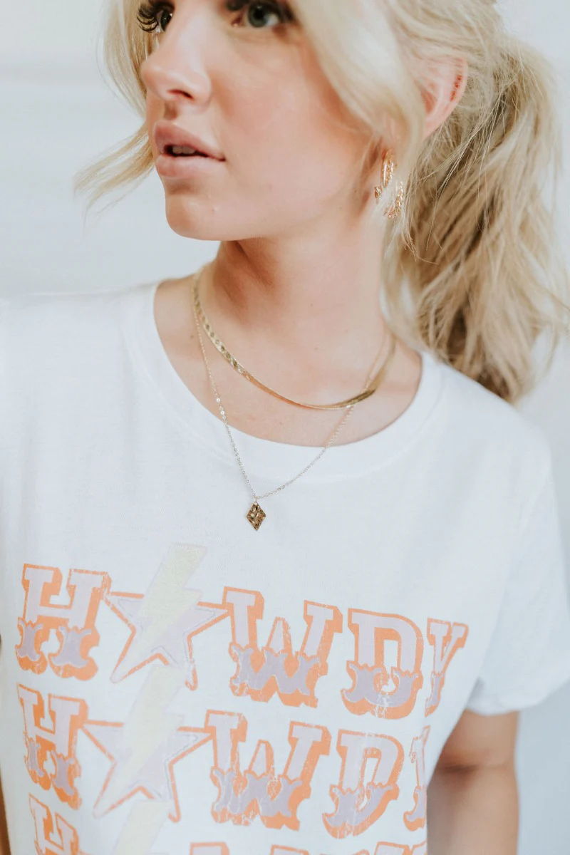 Howdy Cropped Graphic Tee - Image 3