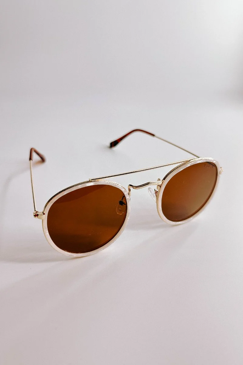 I-Sea: All Aboard Sunglasses in Pearl - Image 2