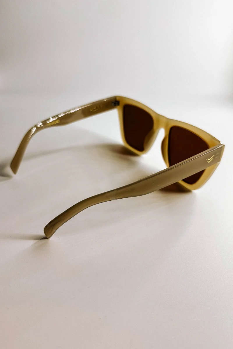 I-Sea: Ava Sunglasses in Oatmeal & Brown - Image 4