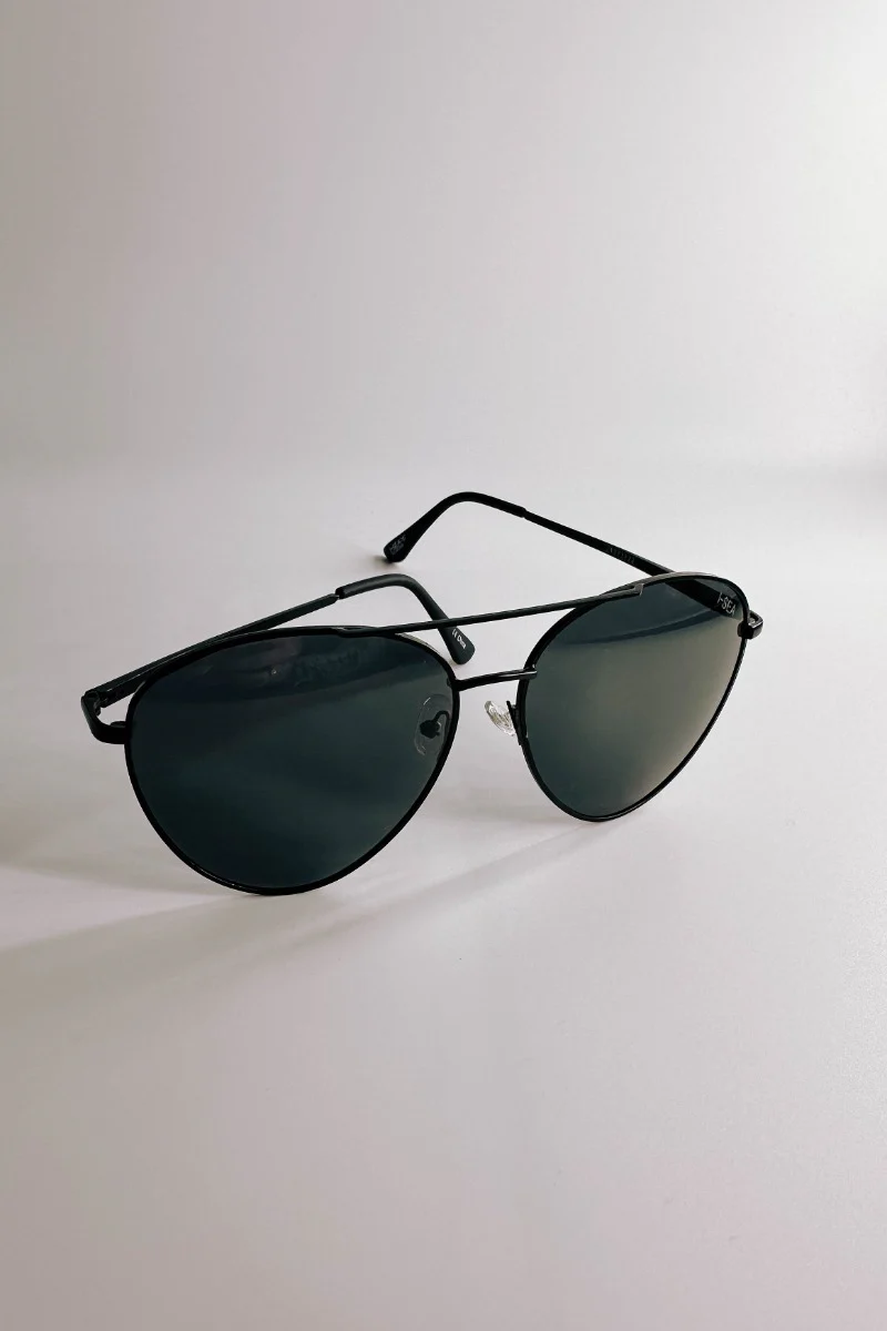 I-Sea: Charlie Sunglasses in Black
