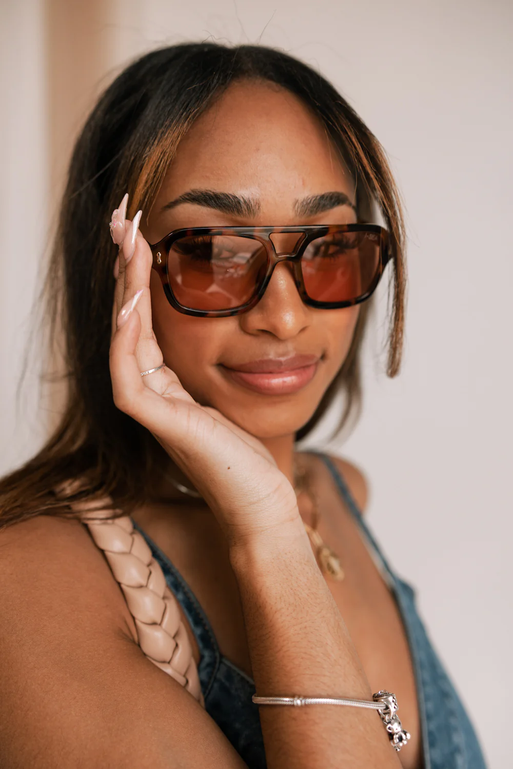 I-SEA: Royal Tortoise & Peach Polarized Sunglasses - Image 4