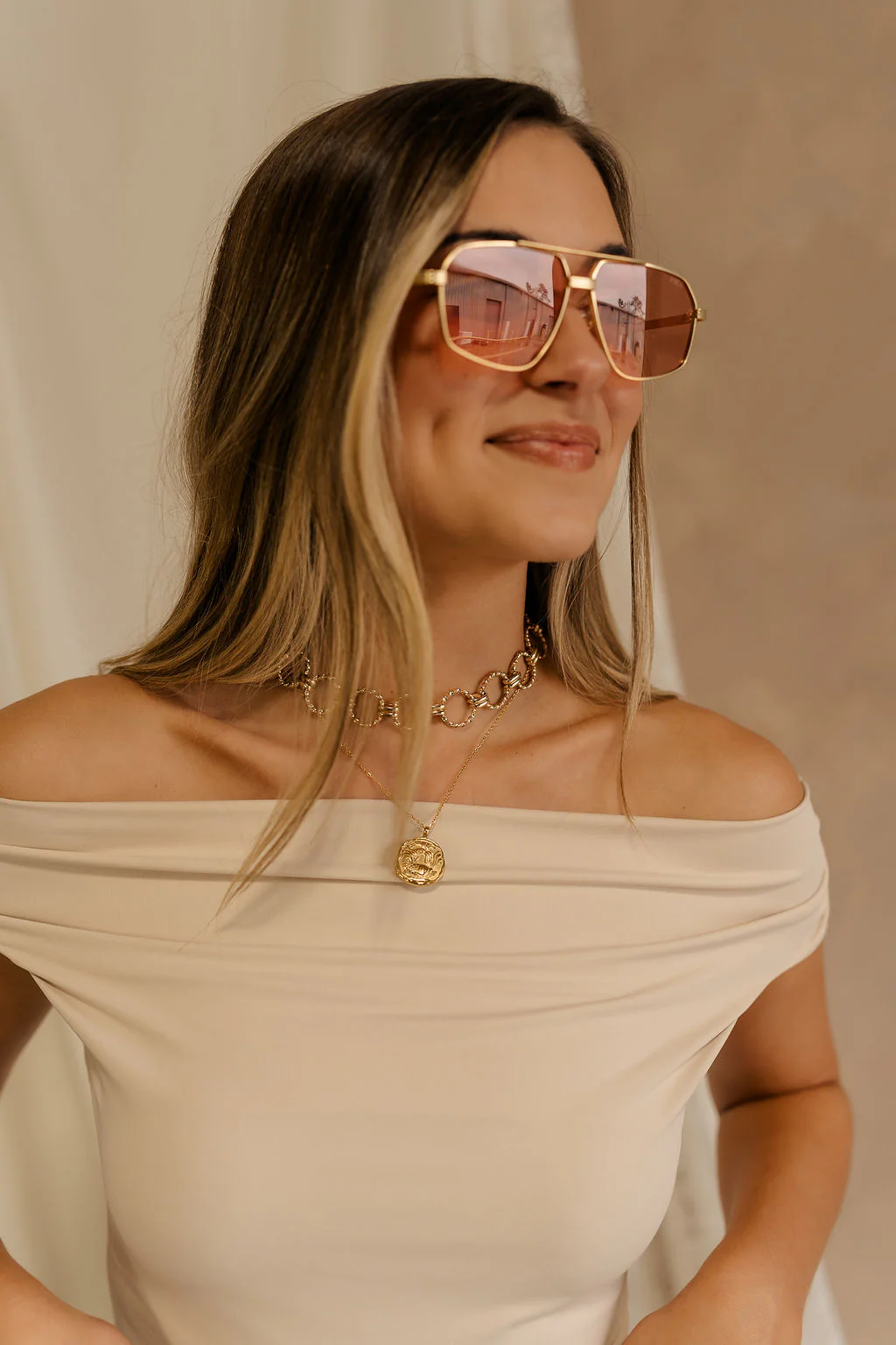Isabella Off The Shoulder Cropped Top - Image 12
