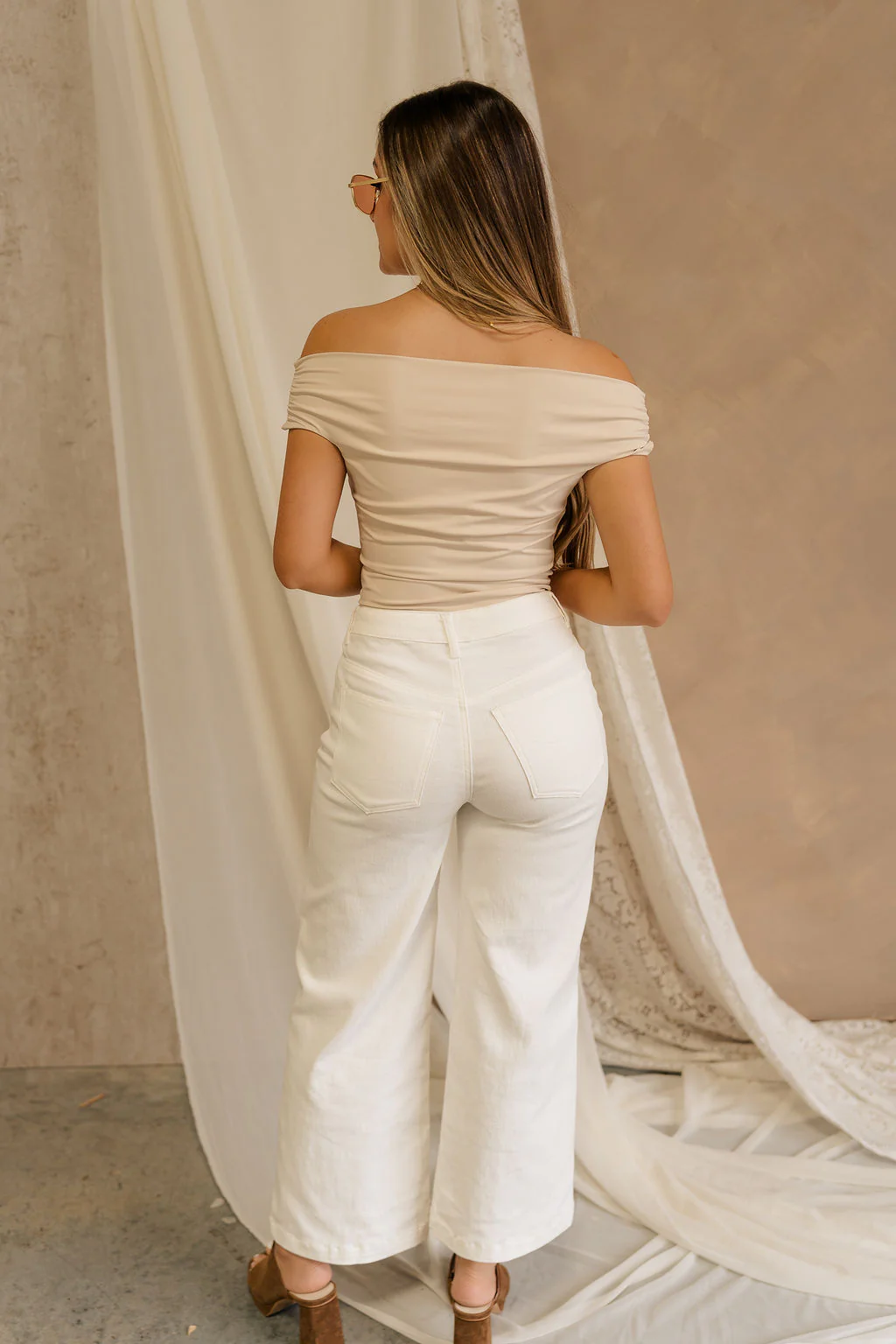 Isabella Off The Shoulder Cropped Top - Image 13