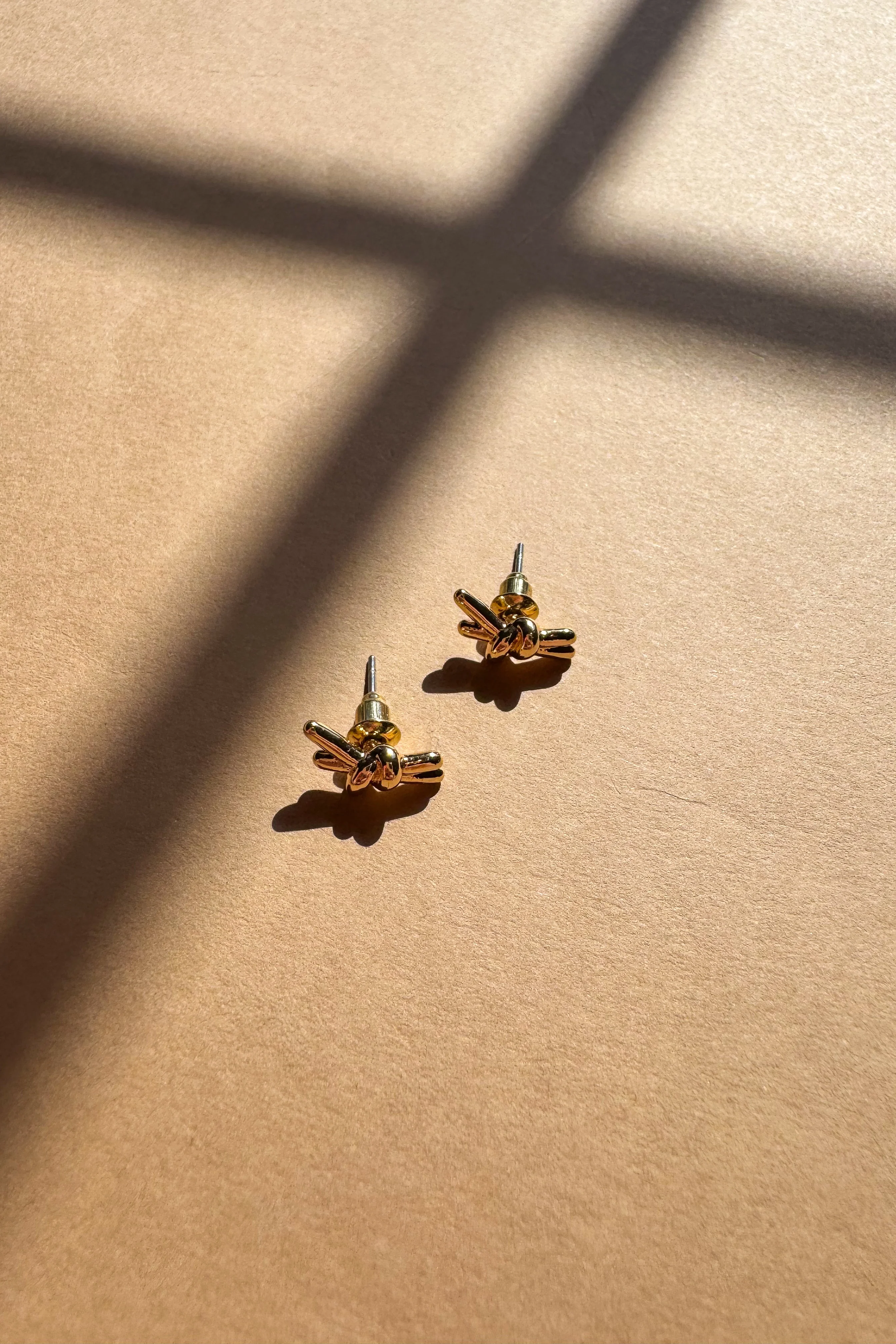 Ivy Gold Knot Stud Earrings - Image 3