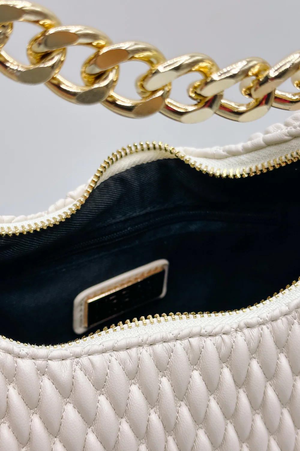 Jade Cream & Gold Chain Strap Purse - Image 8