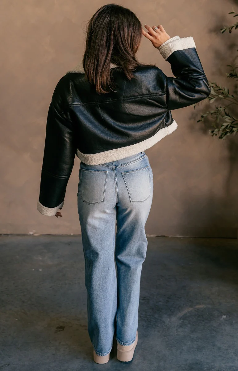 Jamie Black Faux Leather Puffer & Sherpa Cropped Jacket - Image 8