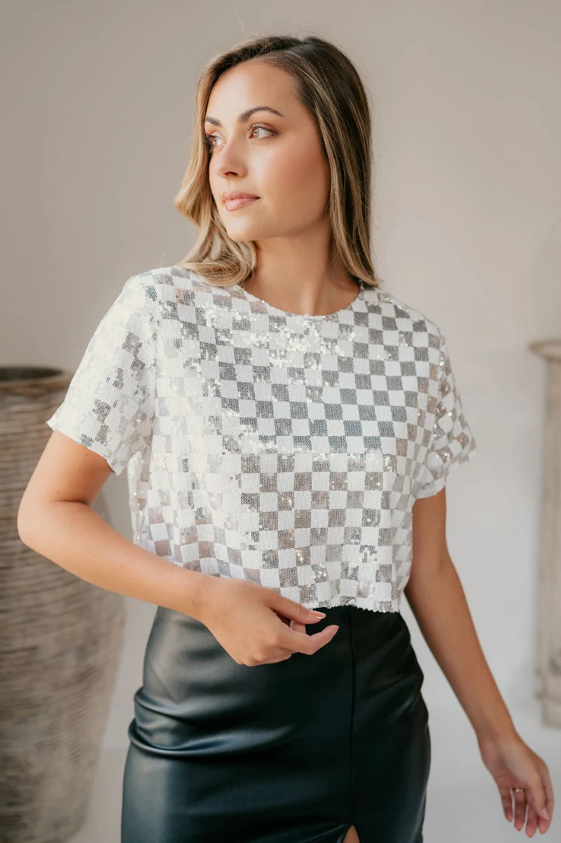 Jayde White & Silver Sequin Checkered Cropped Short Sleeve Top - Image 4