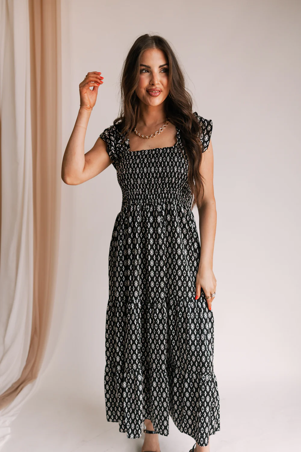 Jessie Black & White Printed Midi Dress - Image 3
