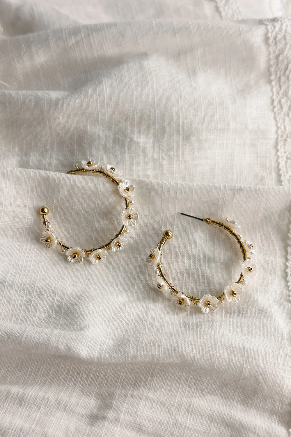 Jessie White and Gold Flower Hoop Earring