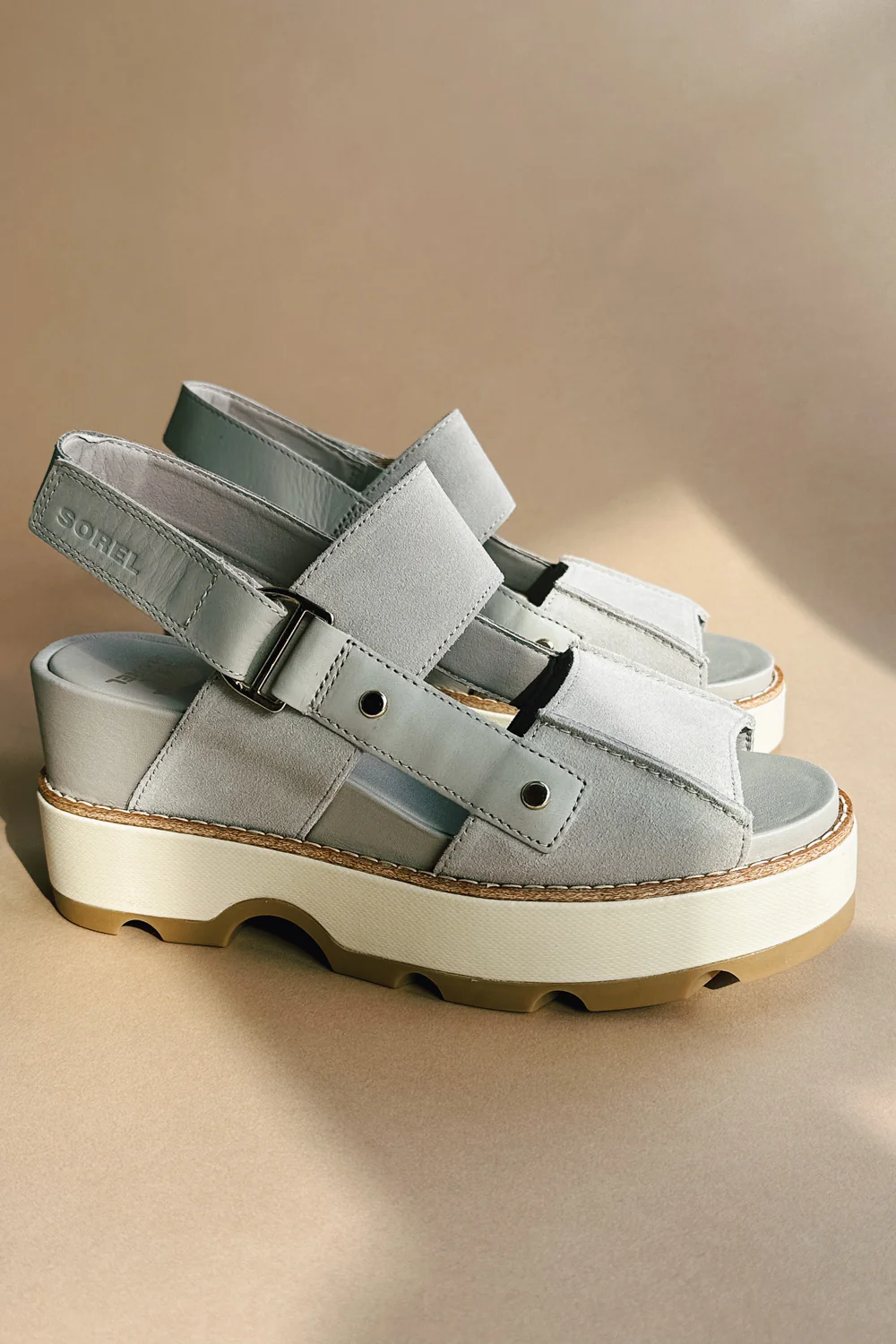 Sorel Joanie IV Wedge Crushed Clay & Gum Sandal - Image 3