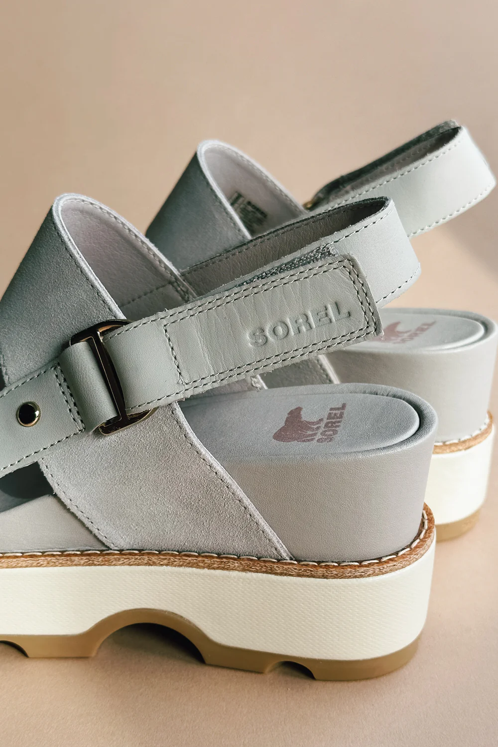 Sorel Joanie IV Wedge Crushed Clay & Gum Sandal - Image 4