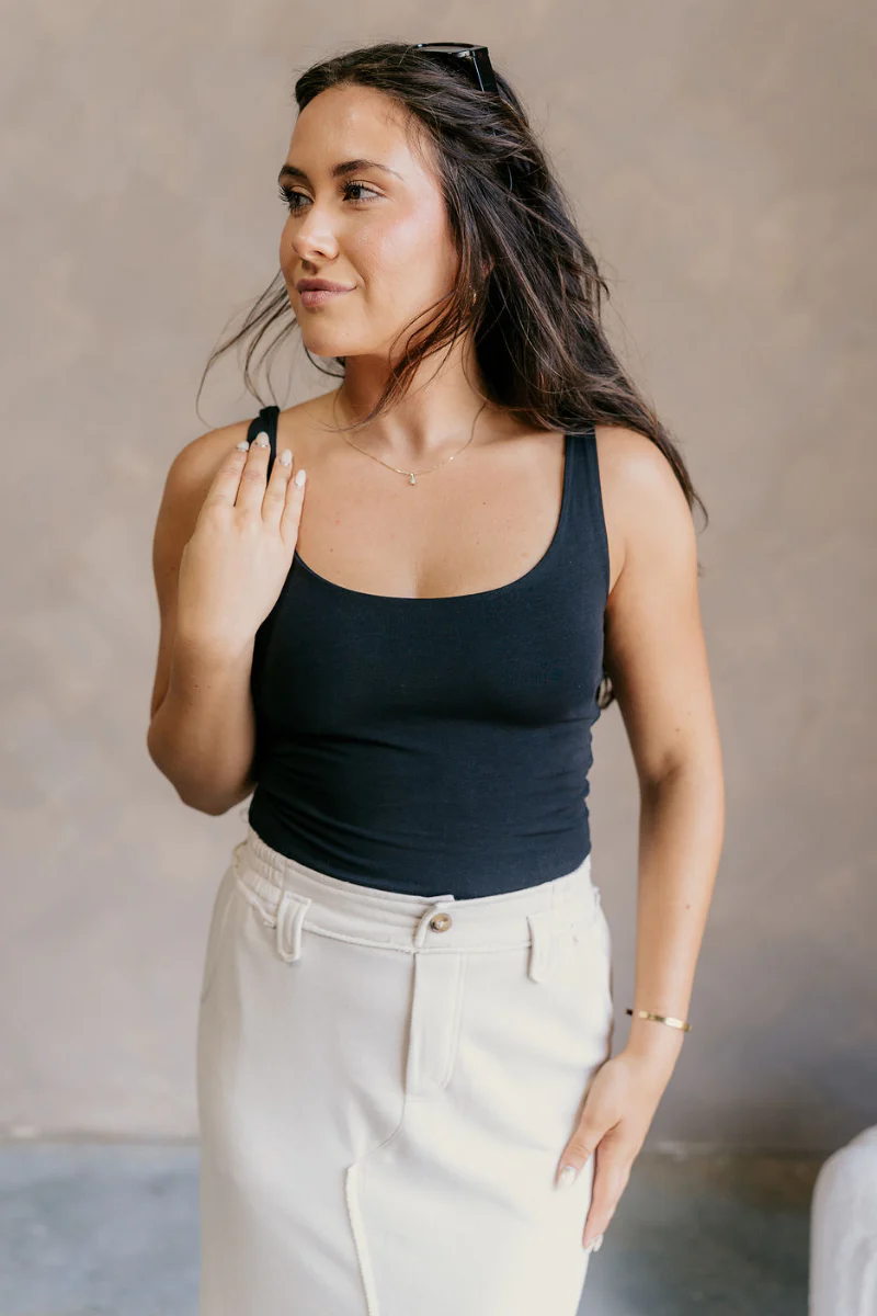 Josie Black Basic Scoop Neck Tank - Image 5