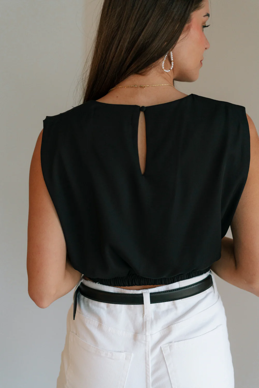 Journey Sleeveless Cropped Tank - Image 11