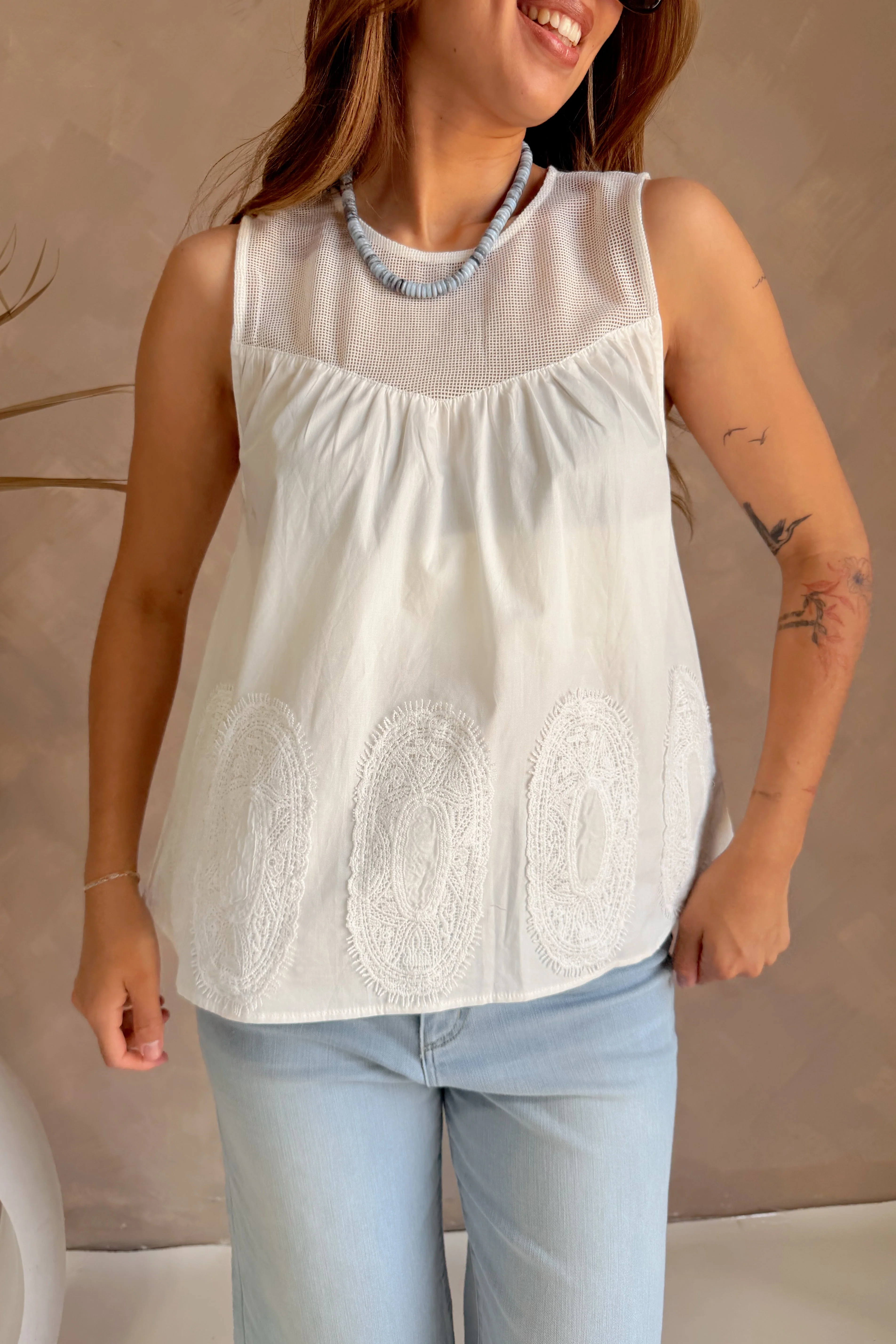Jovie White Lace Applique Tank Top - Image 2