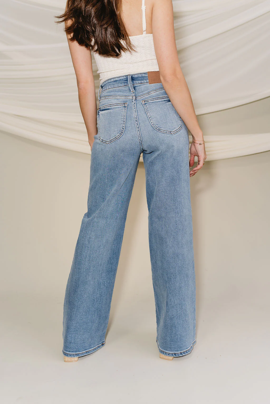 Judy Blue: Ariah Medium Wash Wide Leg Jeans - Image 10