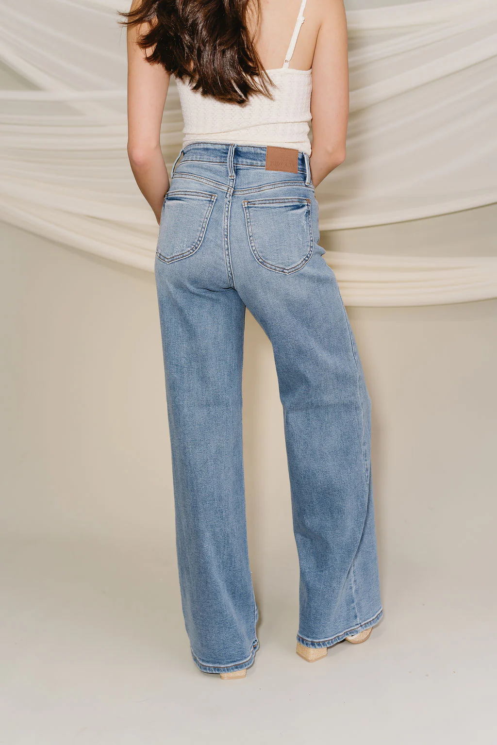 Judy Blue: Ariah Medium Wash Wide Leg Jeans - Image 4