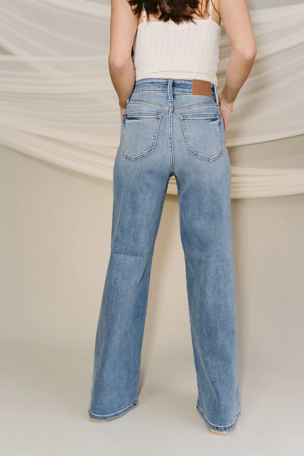 Judy Blue: Ariah Medium Wash Wide Leg Jeans - Image 9