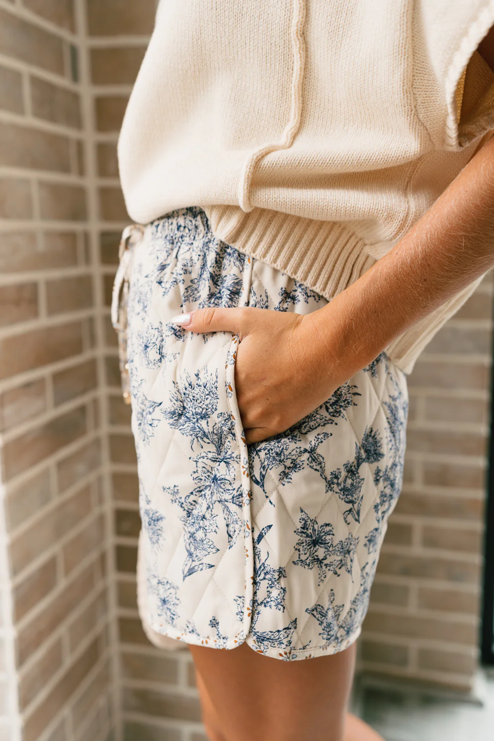 Juliet Floral Quilted Shorts - Image 6