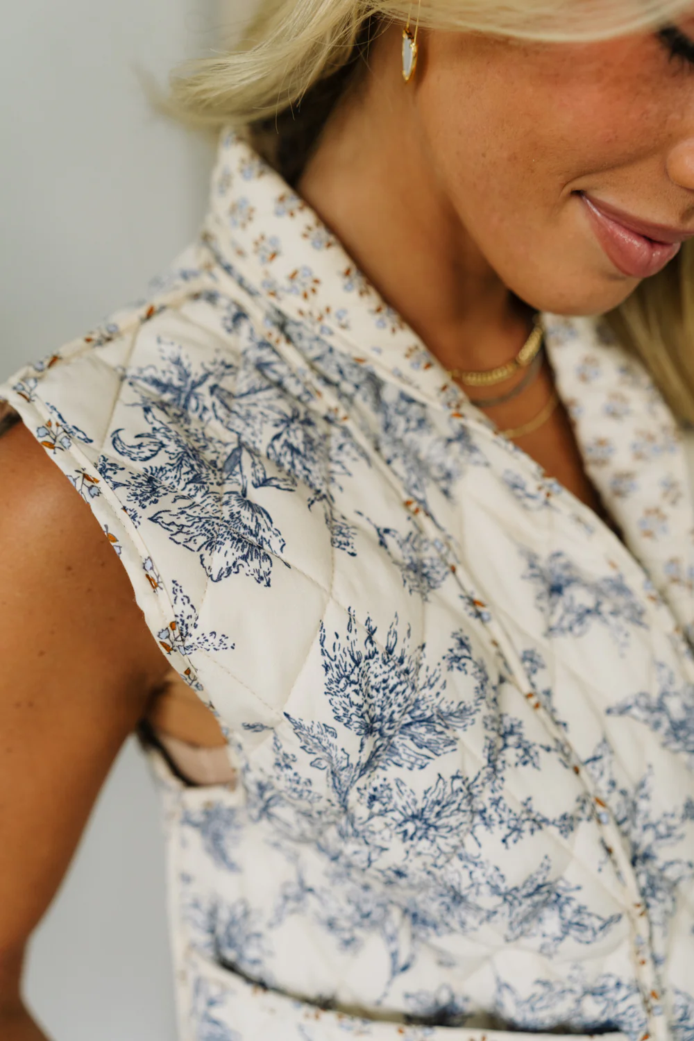 Juliet Floral Quilted Vest - Image 4