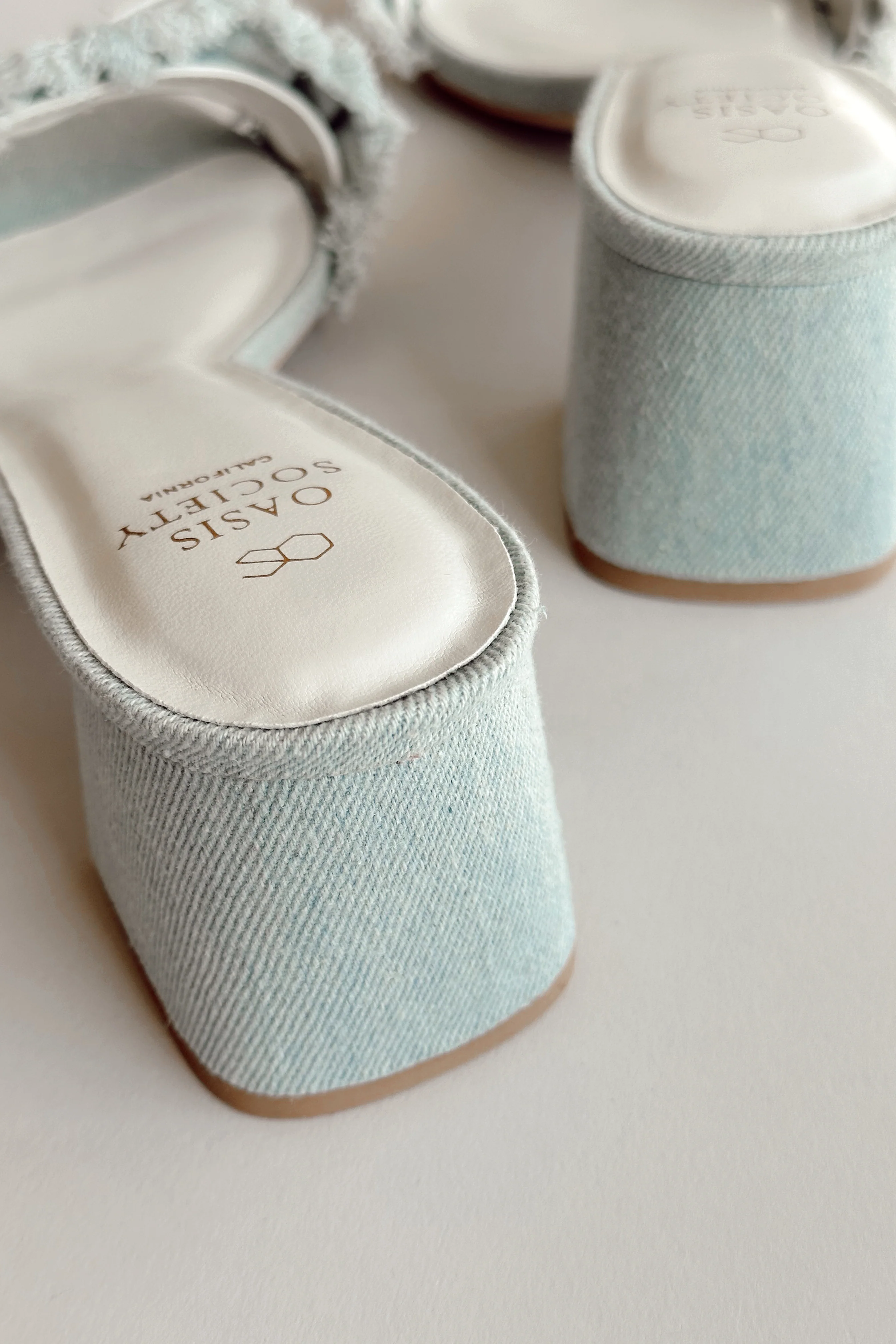 Julissa Light Denim Bow Slide Heel - Image 10