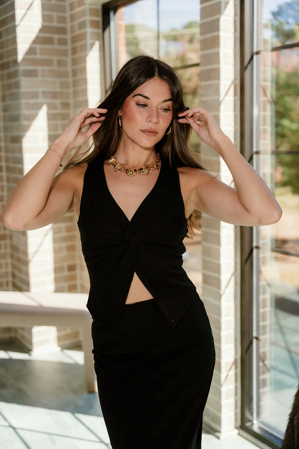 Kaia Black Split Hem Tank - Image 8