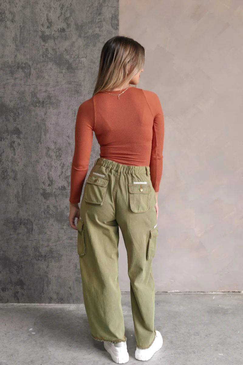 Kallie Rust Long Sleeve One-Size Bodysuit - Image 5