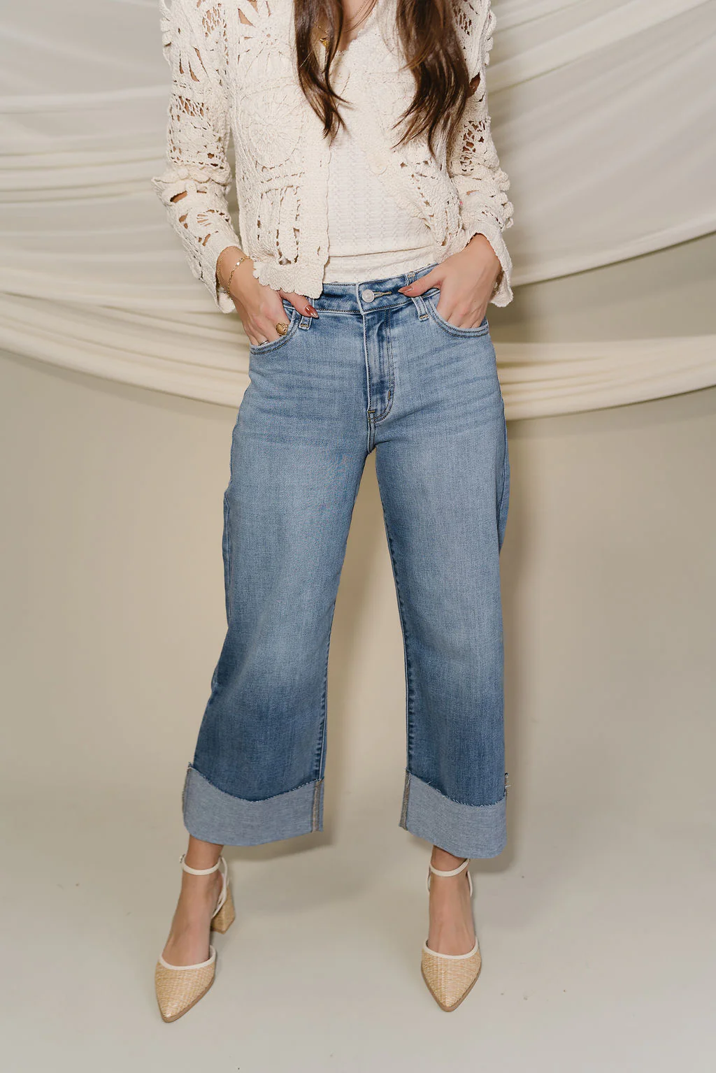 Kancan: Blake Medium Wash Cropped Cuff Hem Jeans - Image 8