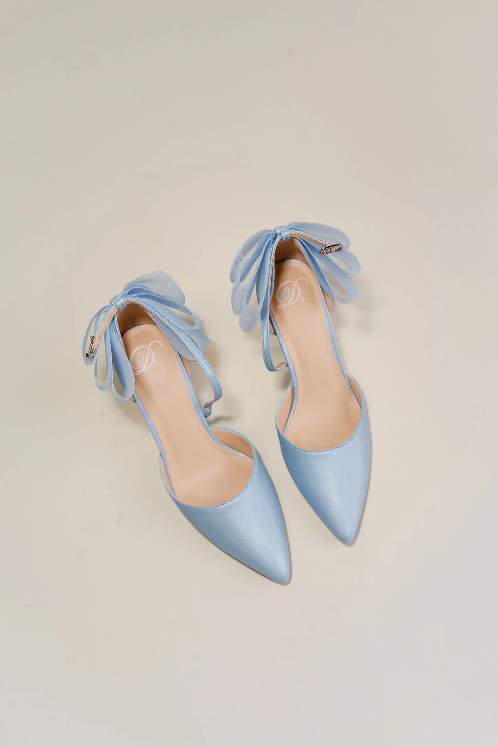 Karmen Blue Bow Pointed Toe Heel - Image 13