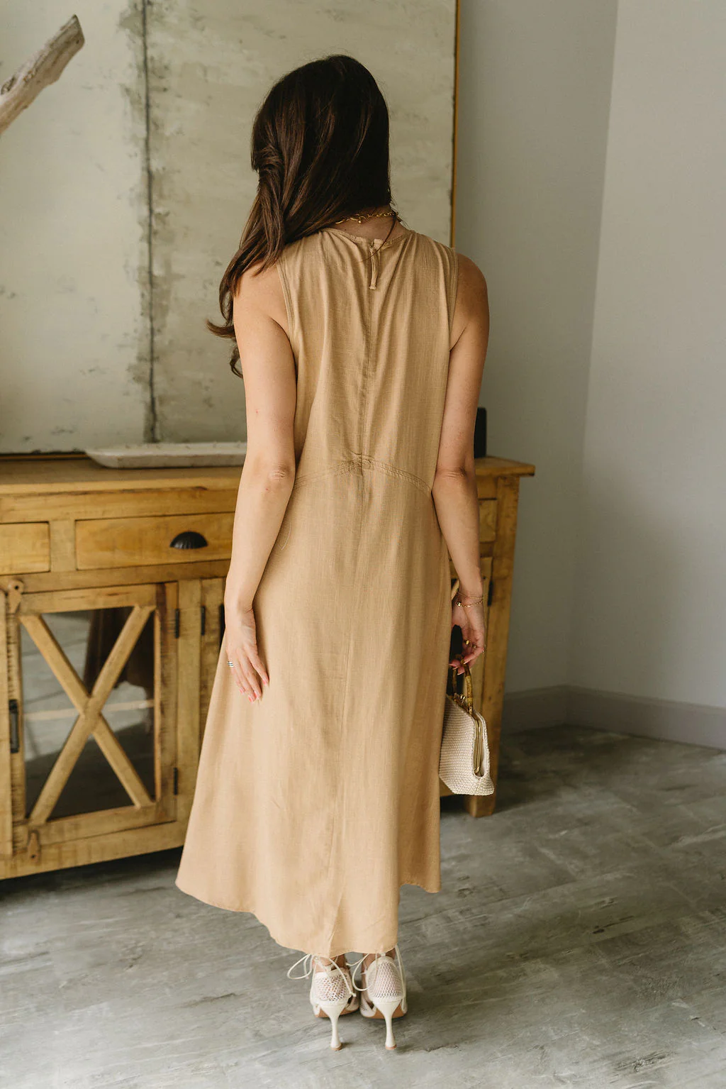 Katie Latte Brown Linen Midi Dress - Image 4