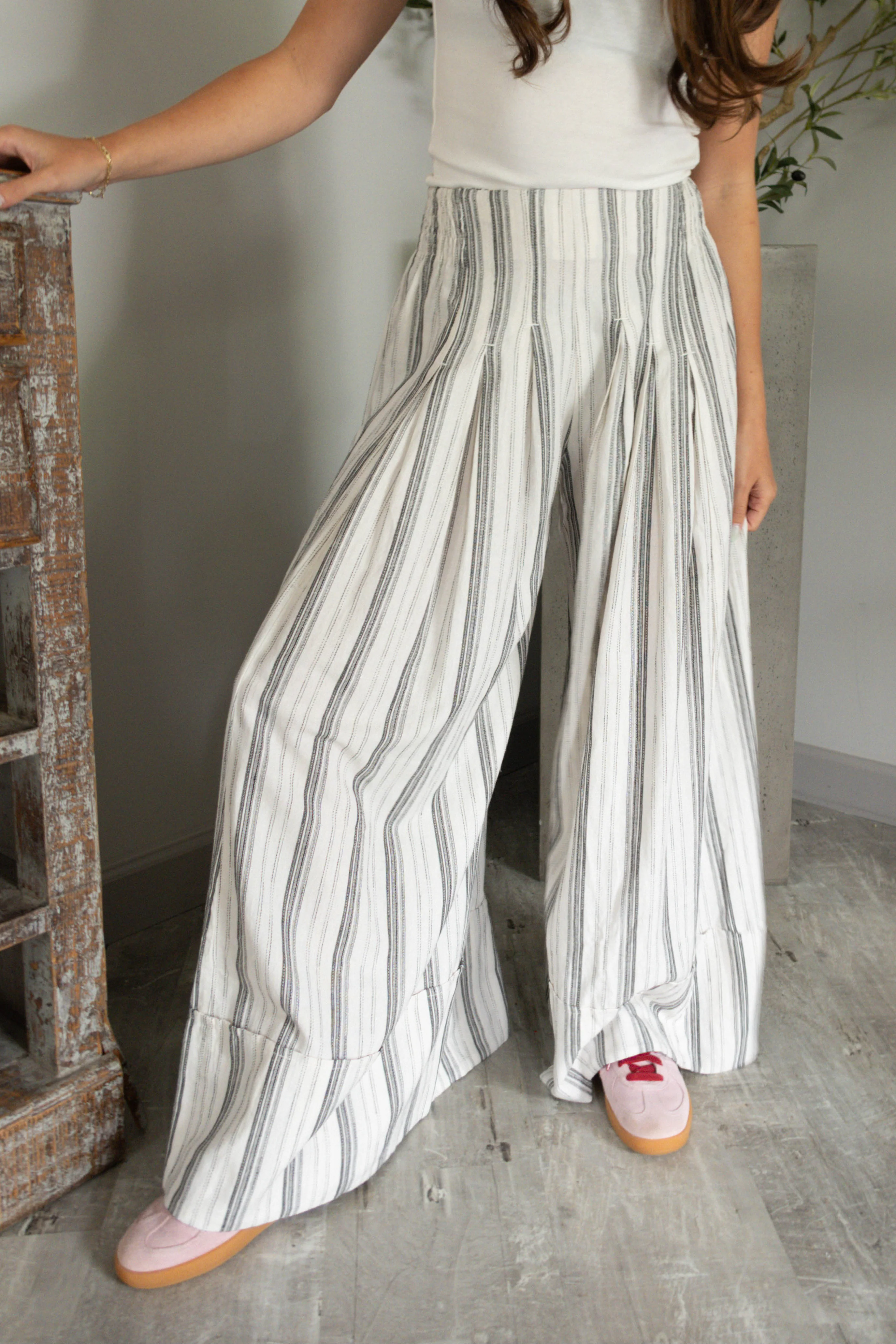 Kendall White & Black Striped Wide Leg Pants - Image 7