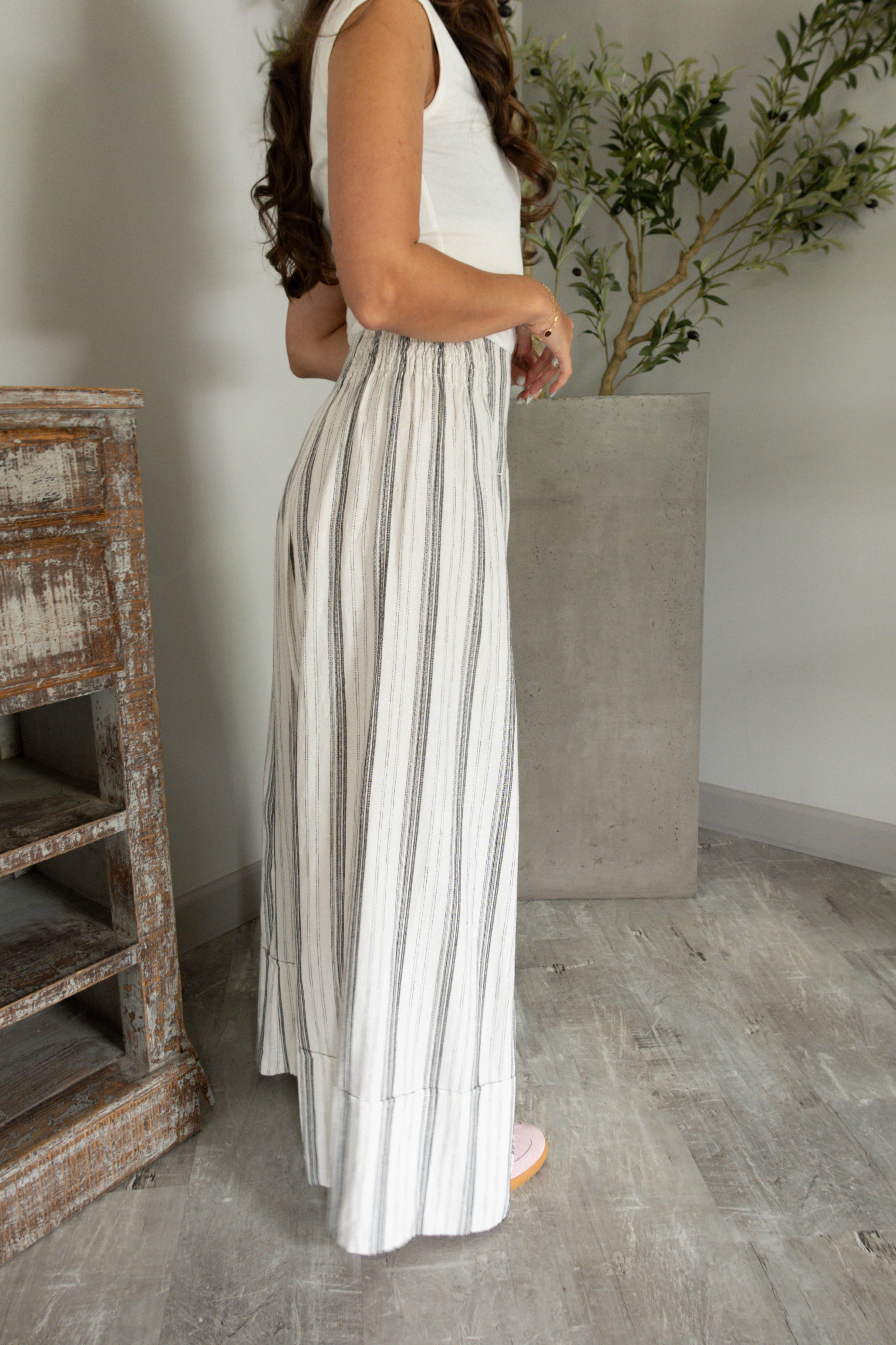 Kendall White & Black Striped Wide Leg Pants - Image 9
