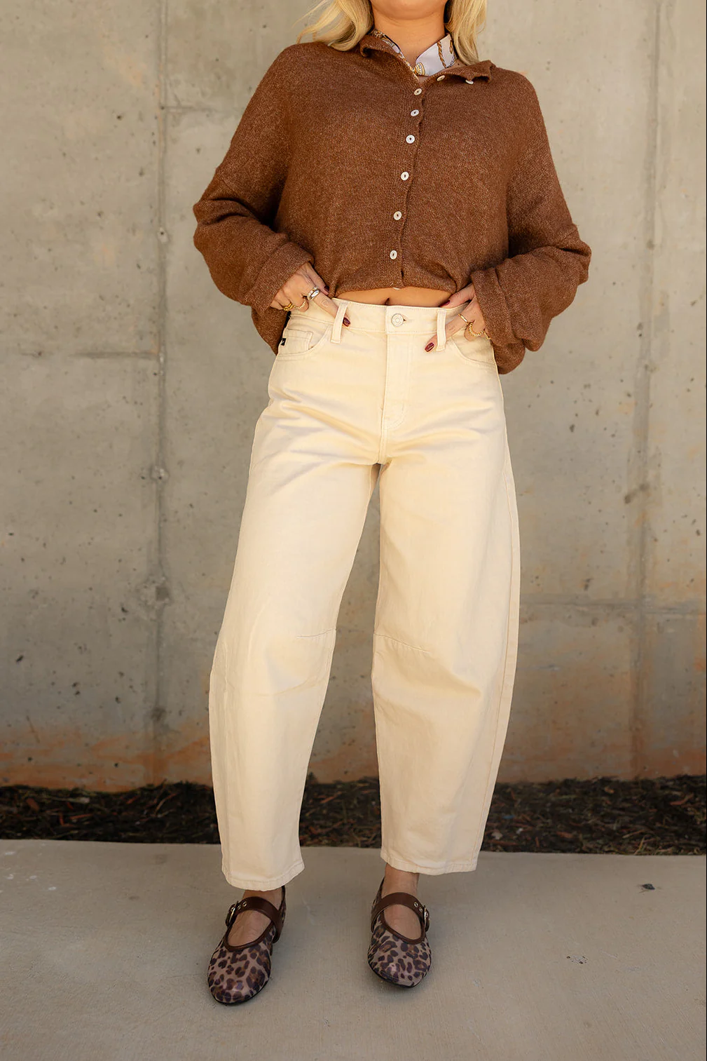 Khloe Ivory Barrel Leg Mid-Rise Jeans - Image 6