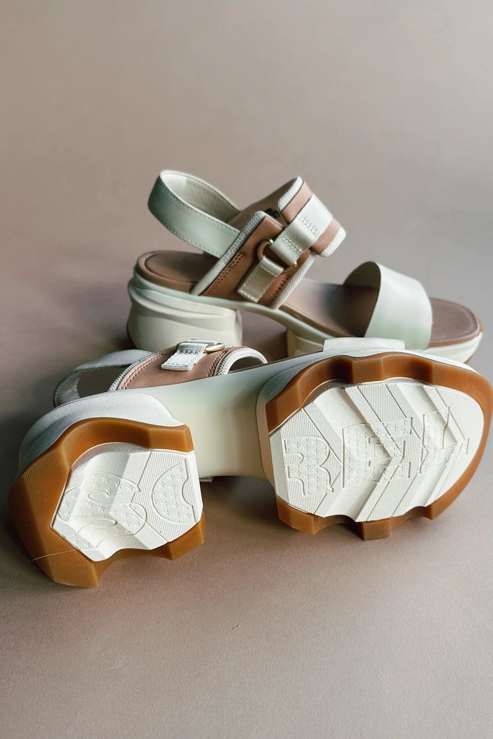 Sorel Kinetic Impact Slingback Honey White & Sea Salt Heel Sandal - Image 4