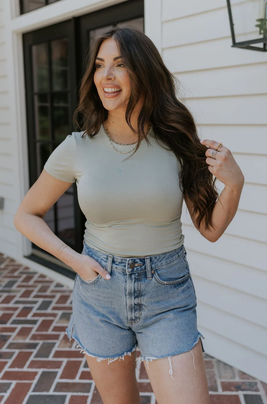 Kira Short Sleeve Cropped Top - Image 15