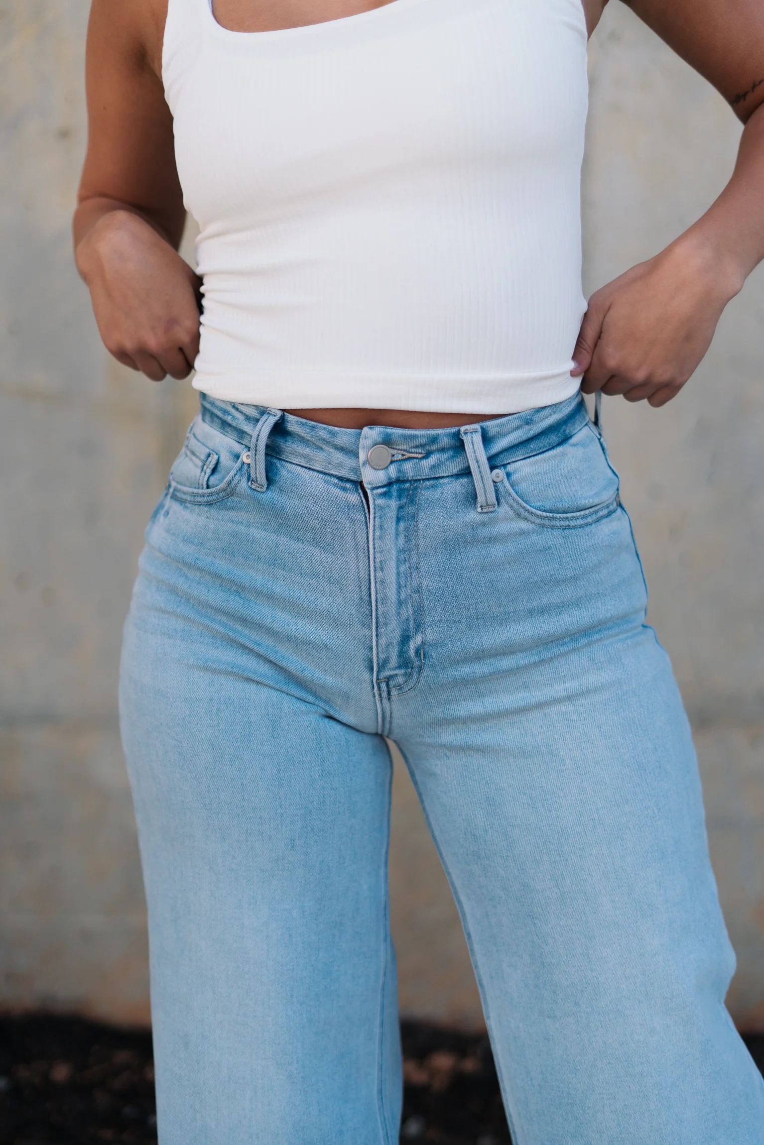 Kristen Light Wash Wide Leg Jeans - Image 4