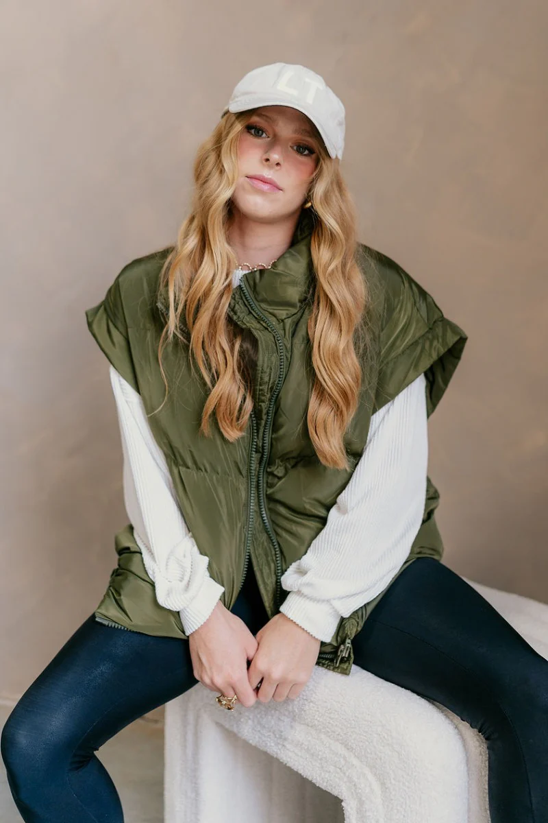 Big Sky Olive Green Oversized Puffer Vest - Image 7
