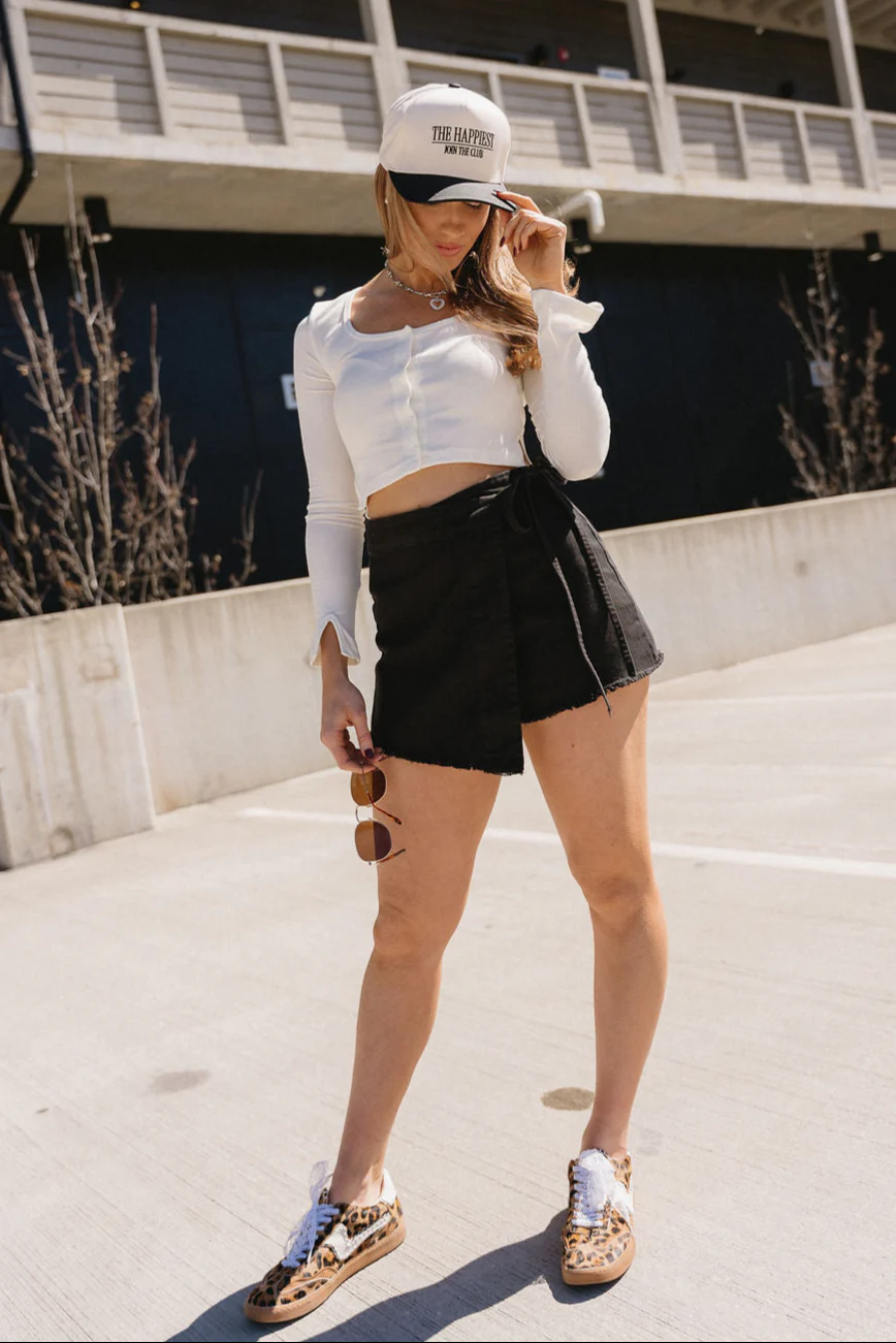 Lainey Black Frayed Mini Skort - Image 5