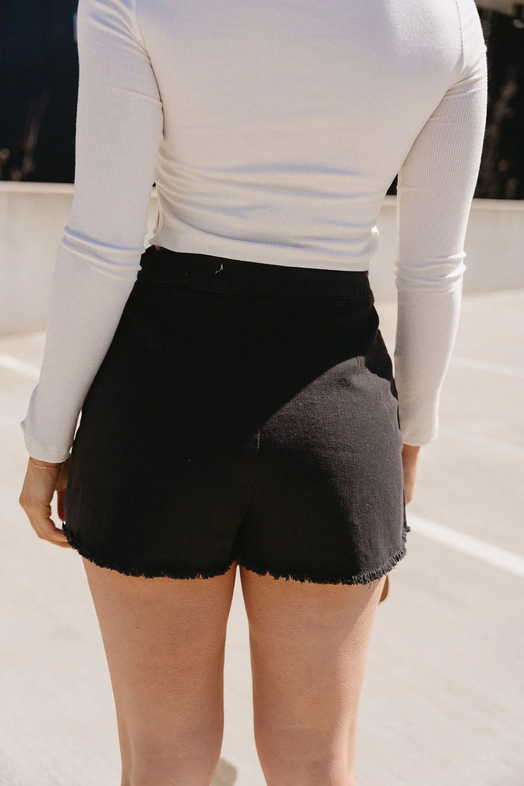 Lainey Black Frayed Mini Skort - Image 8