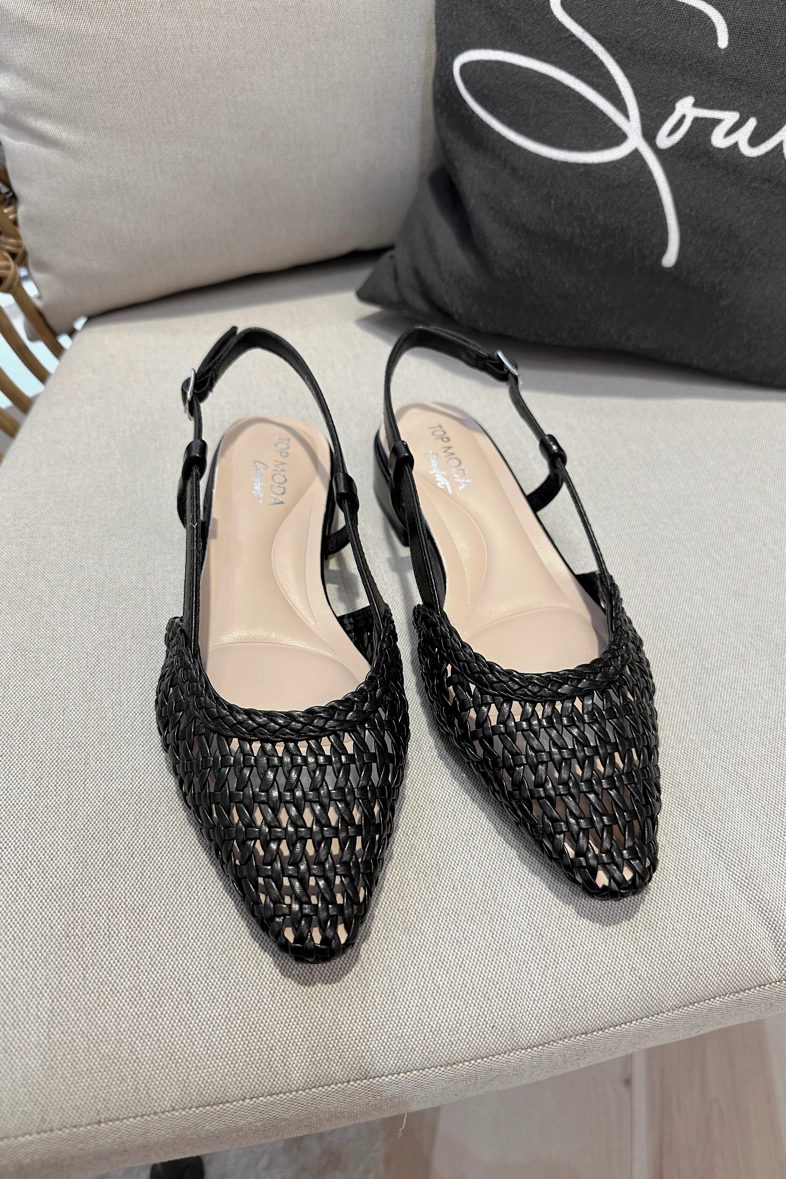 Laura Black Woven Pointed Toe Slingback Mule - Image 3