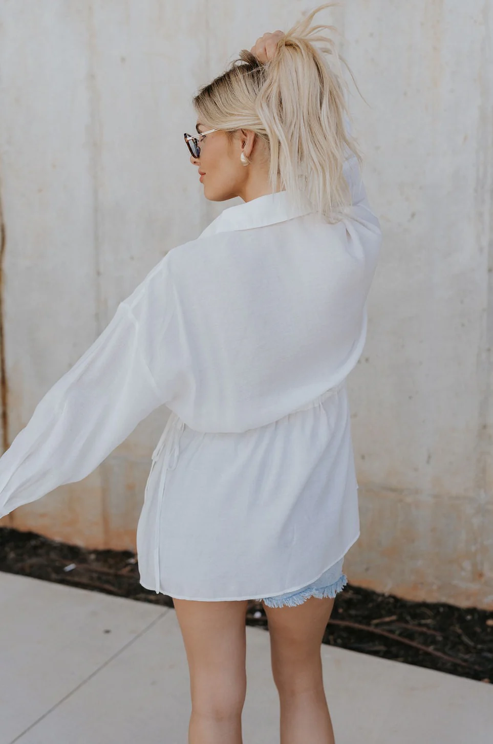 Laura Off White Drawstring Cinched Long Sleeve Top - Image 10