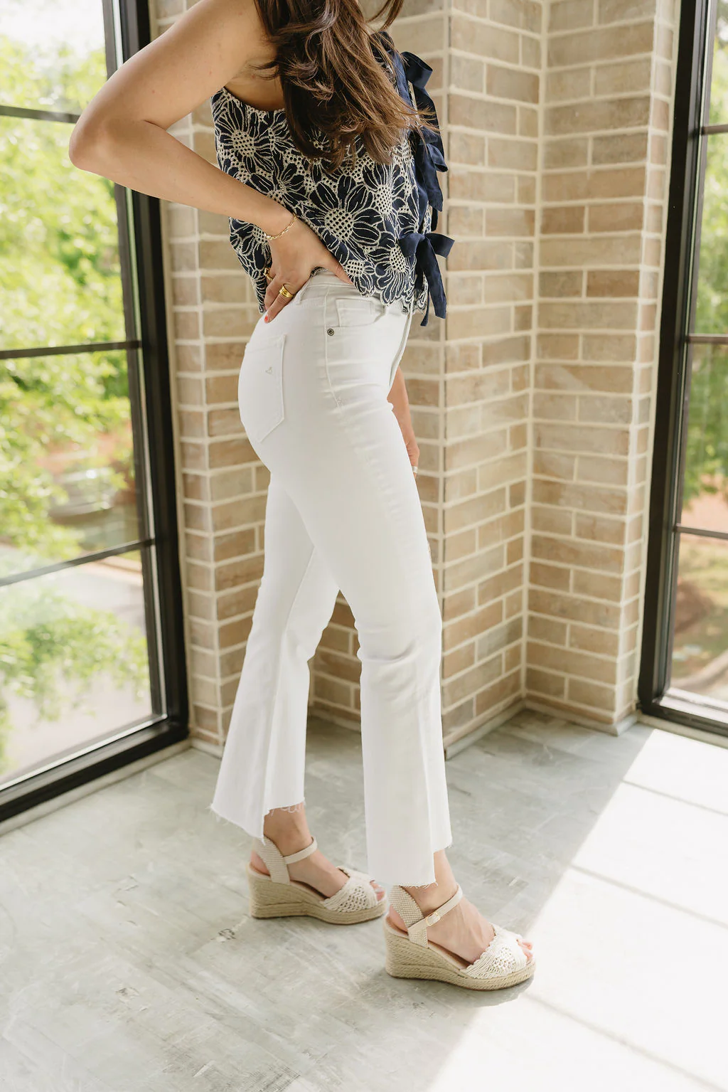 Laurel White Denim Cropped Flare Jeans - Image 7