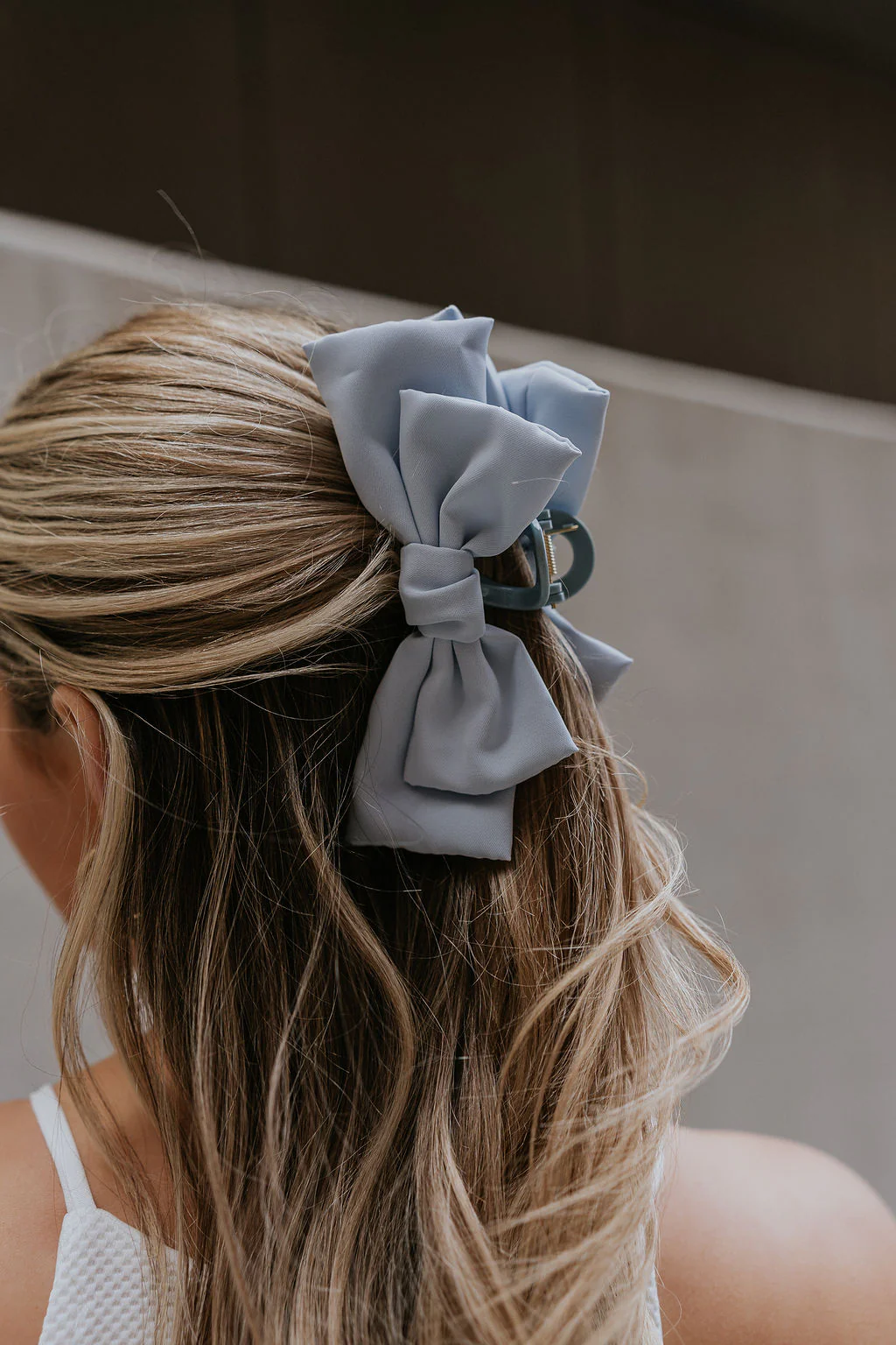 Laylani Hair Bow Claw Clip