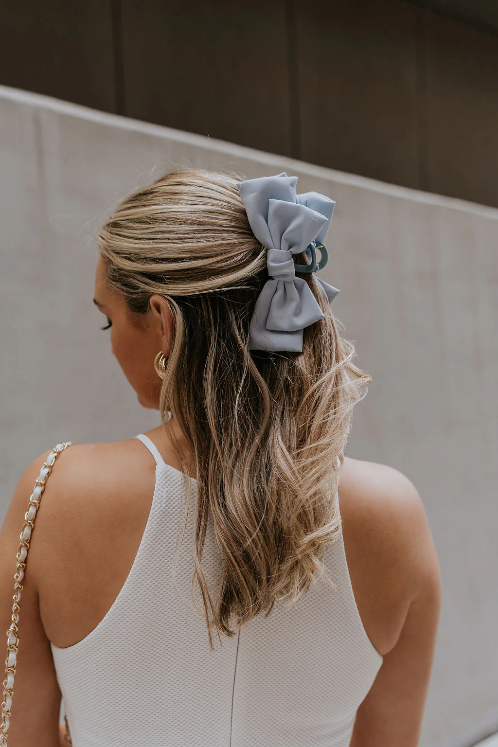 Laylani Hair Bow Claw Clip - Image 3