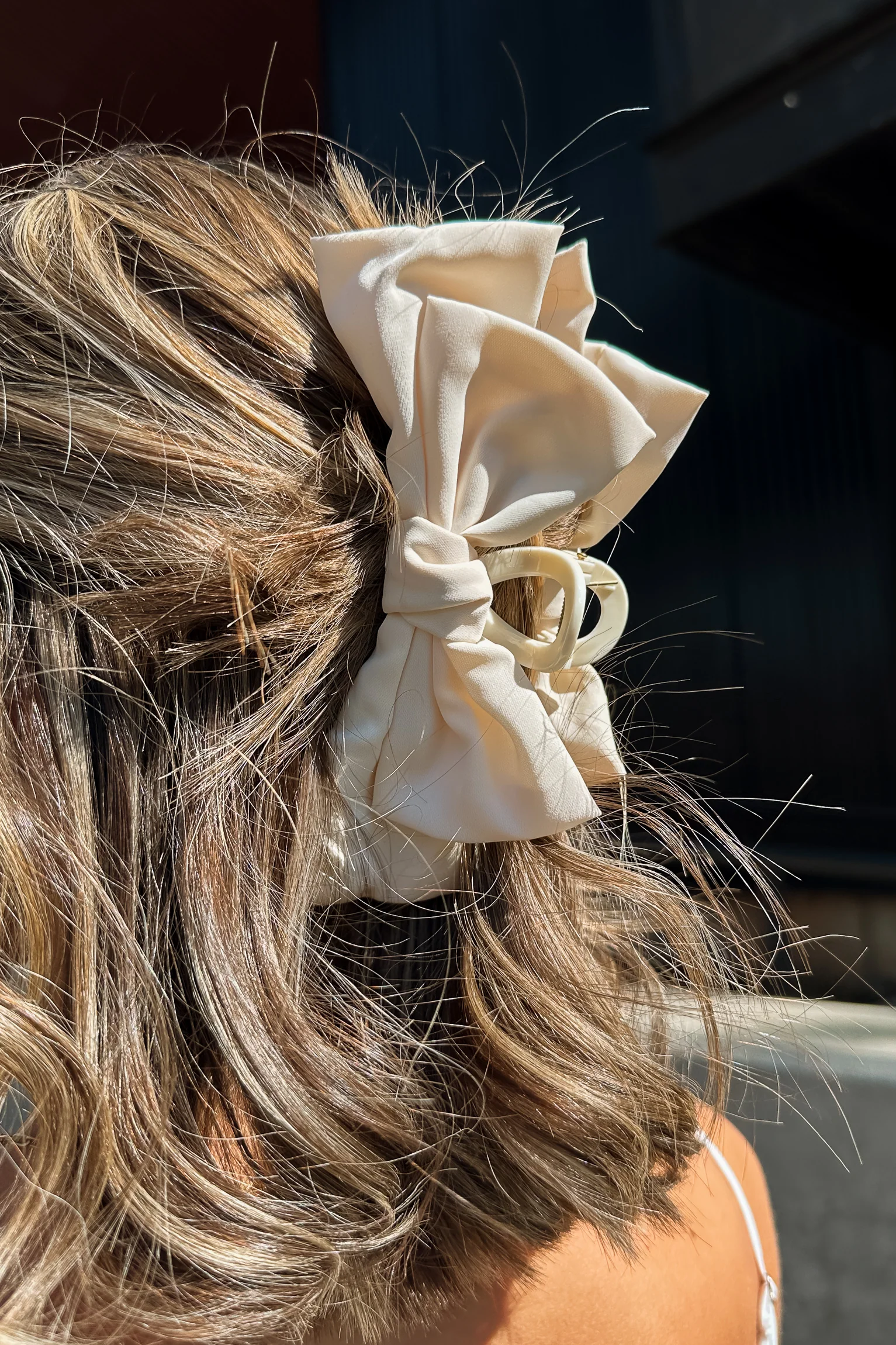 Laylani Hair Bow Claw Clip - Image 6