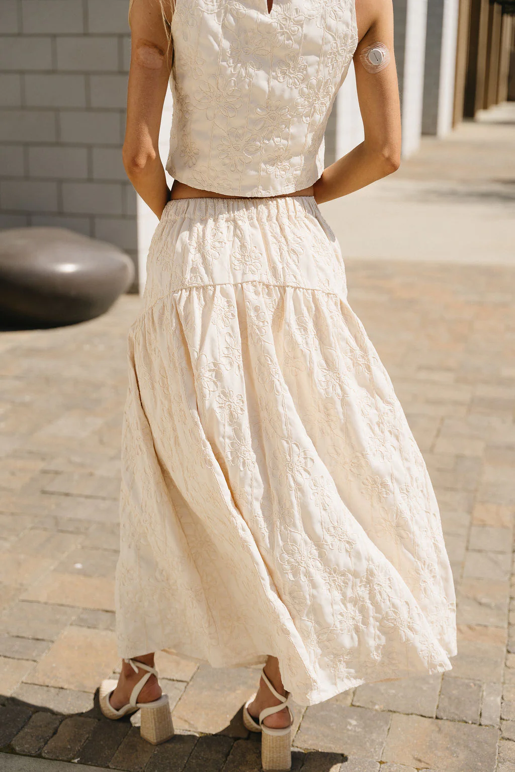 Leia Cream Monochrome Floral Midi Skirt - Image 7