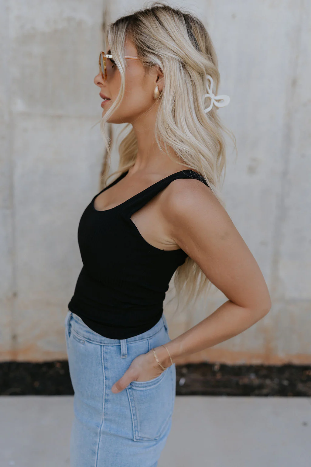 Leigh Square Neckline Sleeveless Tank - Image 10