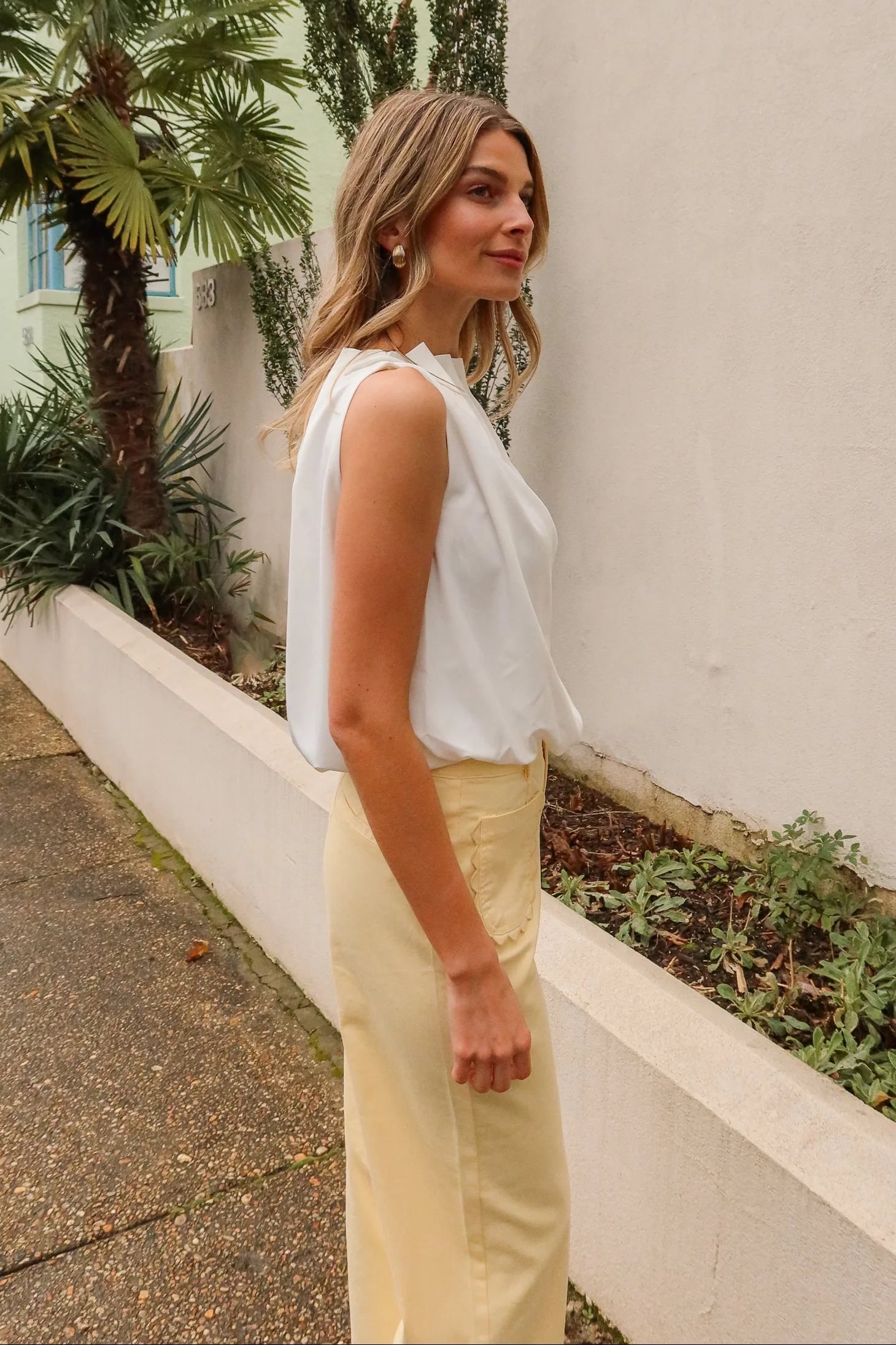 Leila White Bubble High Neck Tank - Image 3