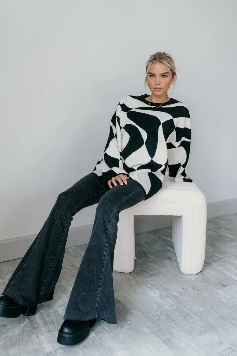 Lennon Black & White Geometric Sweater - Image 7