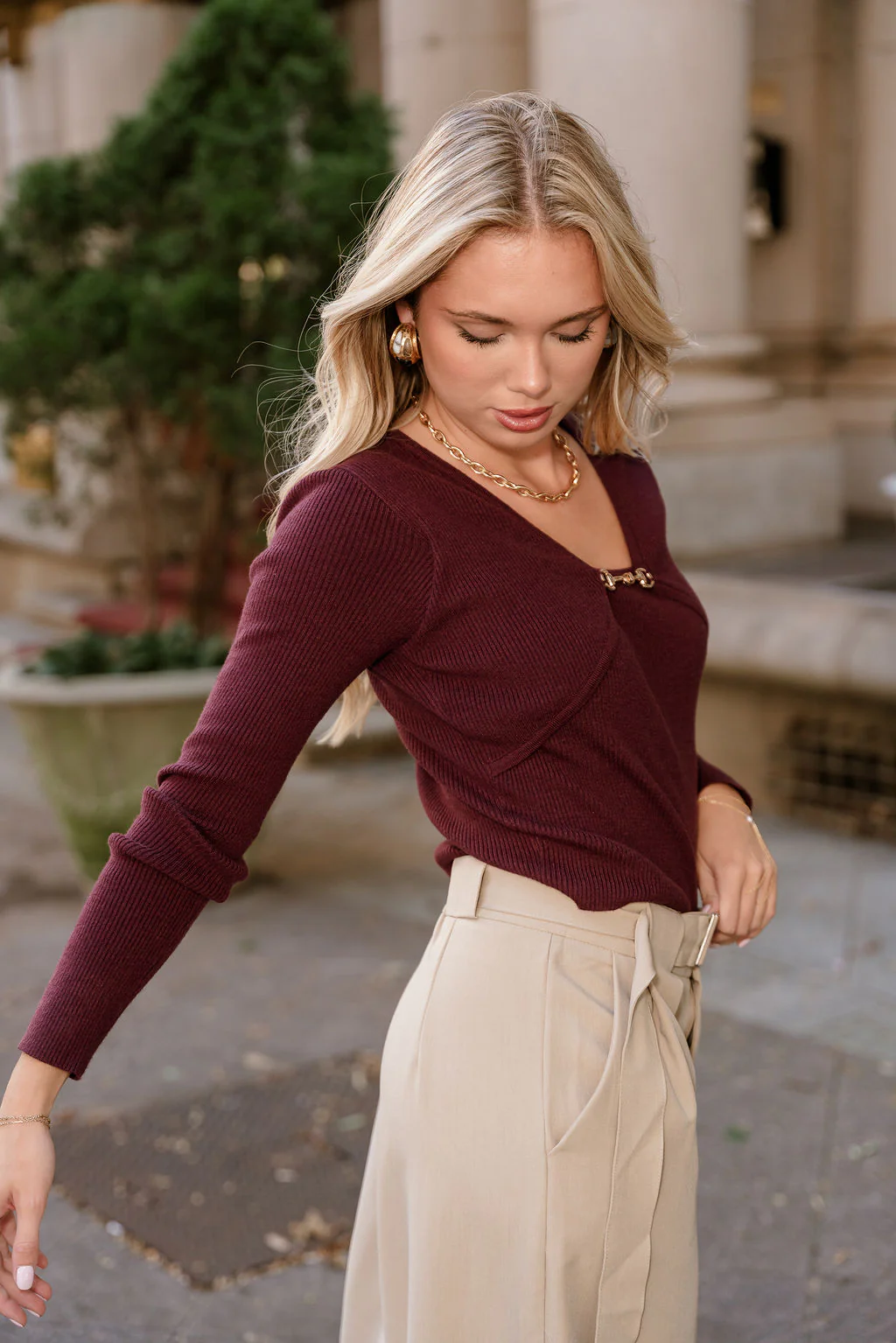 Leona Burgundy & Gold Chain Sweater - Image 8